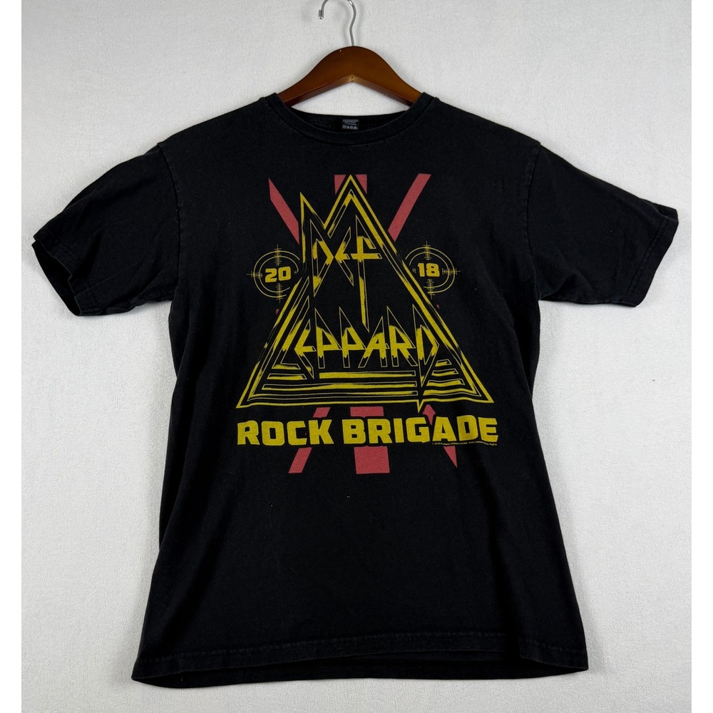 Def Leppard Rock Brigade 2018 Tour Graphic T-Shirt Black Mens Small Tultex